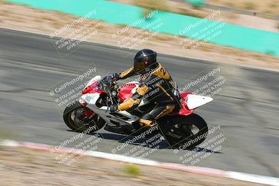 media/Oct-15-2022-TrackXperience (Sat) [[8f70b8b0be]]/Group 2/session 4 turn 1/